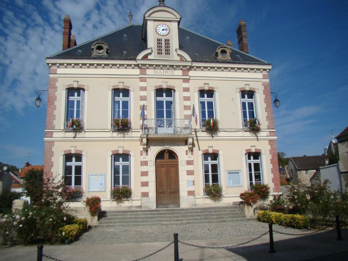 Location de benne à Crouy sur Ourcq